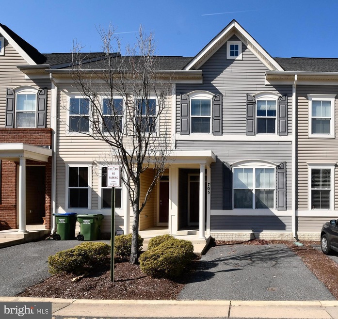 705 Woodstream Blvd unit 803, Stafford, VA 22556 - photo 1