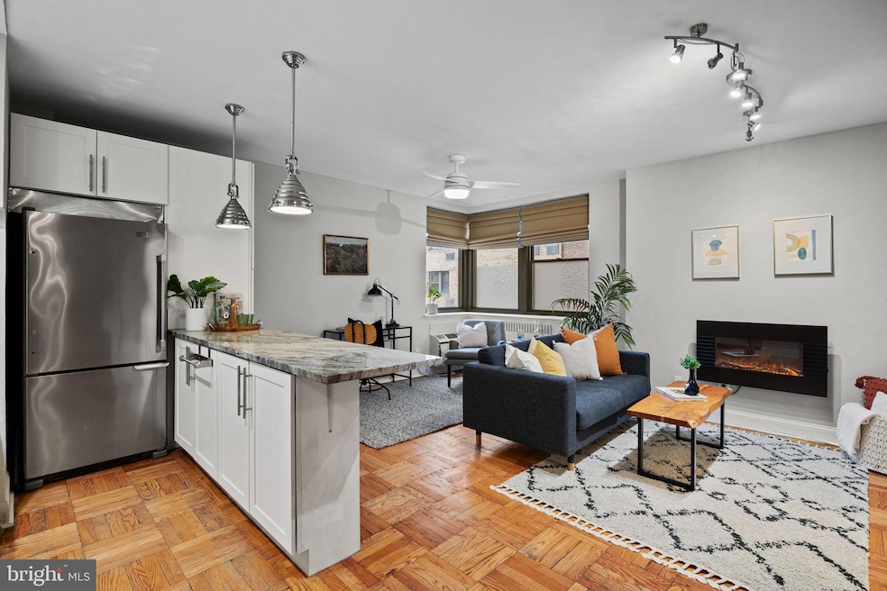 2601 Parkway Condominiums unit 205, Philadelphia, PA 19130 - photo 1