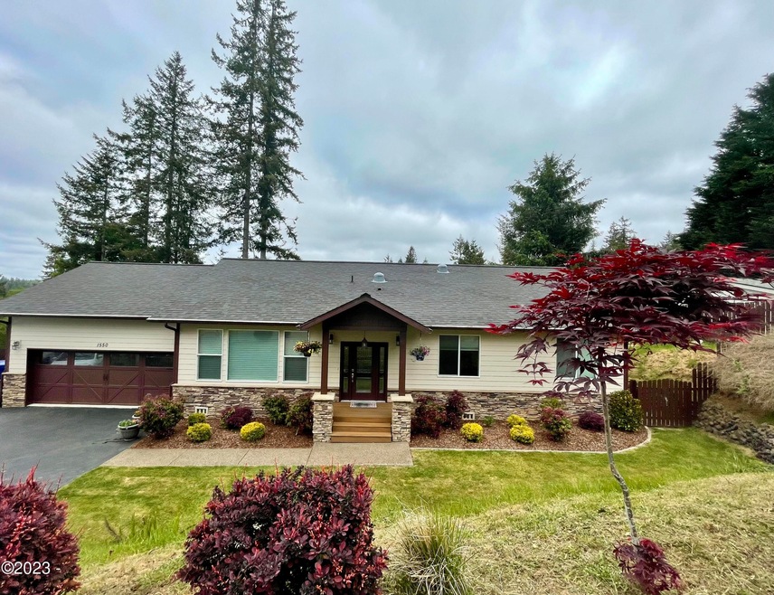 1550 SE Alder