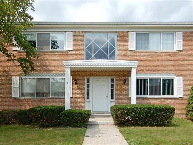 801 W Long Lake B-6 Rd unit 6, Bloomfield Township, MI 48302 - photo 1