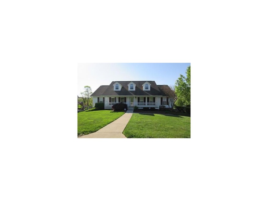 174 Royal Oaks Dr, Jonesborough, TN 37659 - photo 1