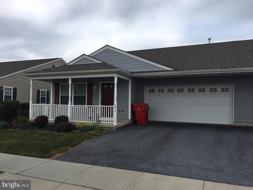 193 W Harmony Dr, Pottstown, PA 19464 - photo 1