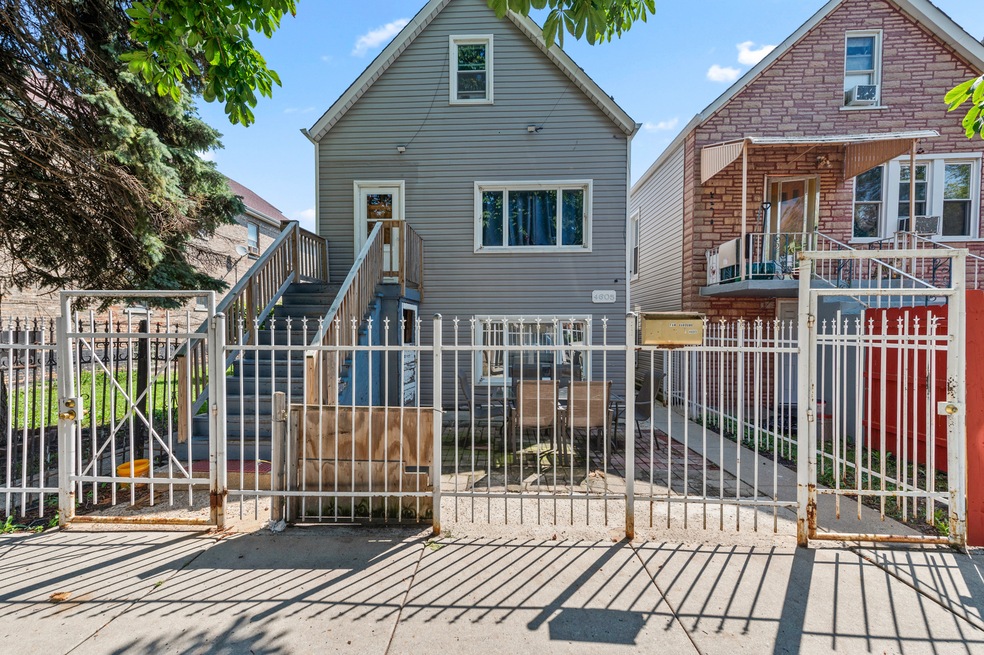 4605 S Fairfield Ave, Chicago, IL 60632 - photo 1