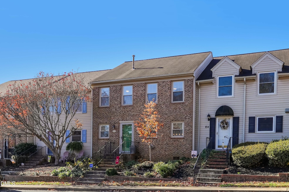 2202 Huntington Rd unit E3, Burlington, NC 27215 - photo 1