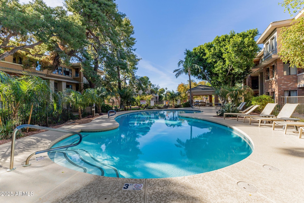 2989 N 44th St unit 1003, Phoenix, AZ 85018 - photo 1