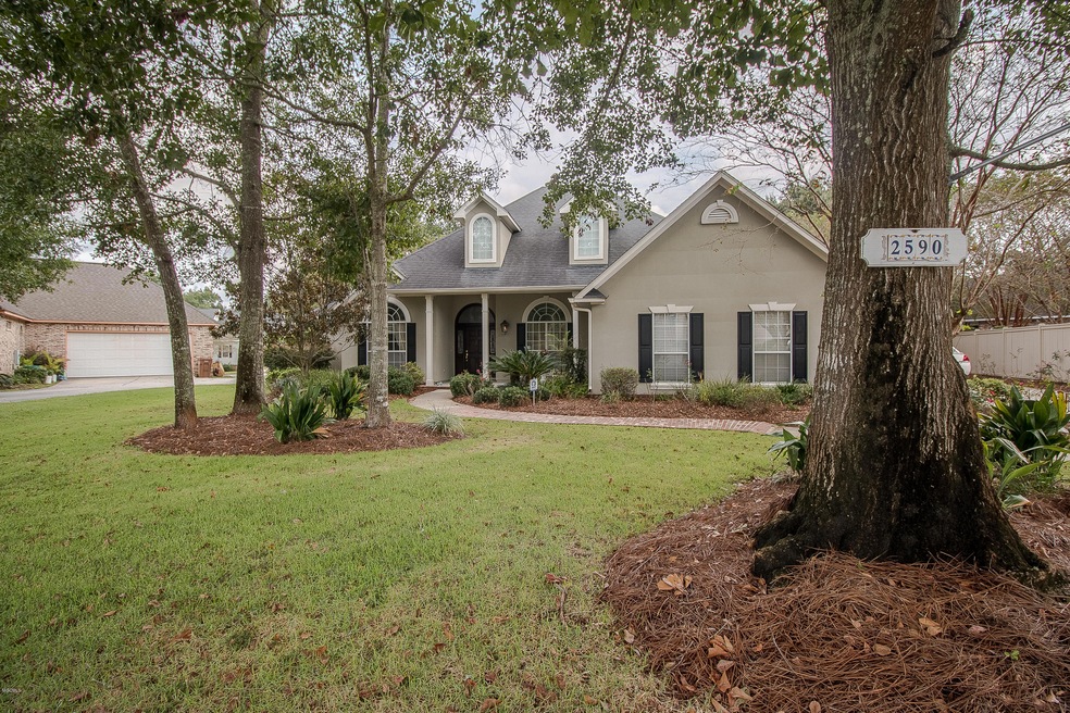 2590 Andover-200