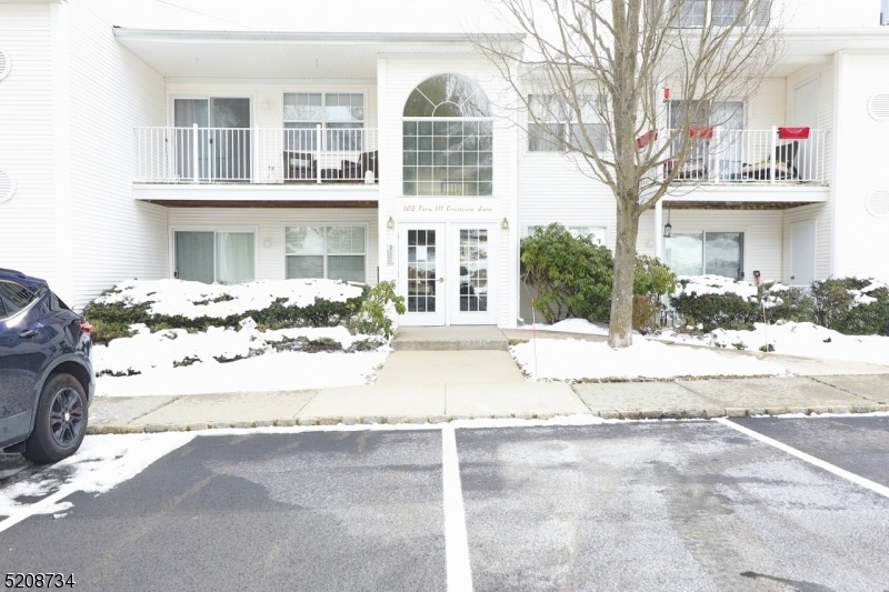 103 Crestview Ln unit 2114, Mount Arlington, NJ 07856 - photo 1
