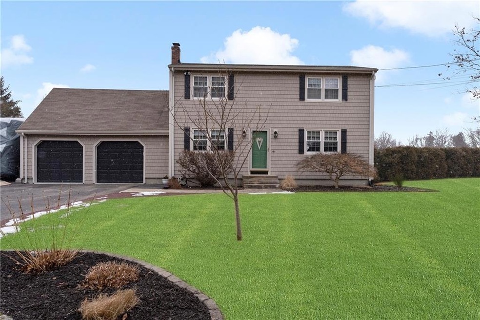 171 Farnum Pike, Smithfield, RI 02917 - photo 1