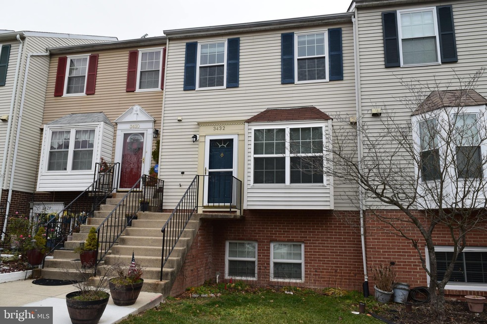 3432 Bruton Parish Way unit 25-166, Silver Spring, MD 20904 - photo 1