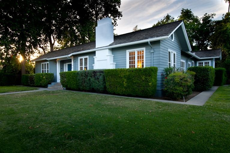 front & East side