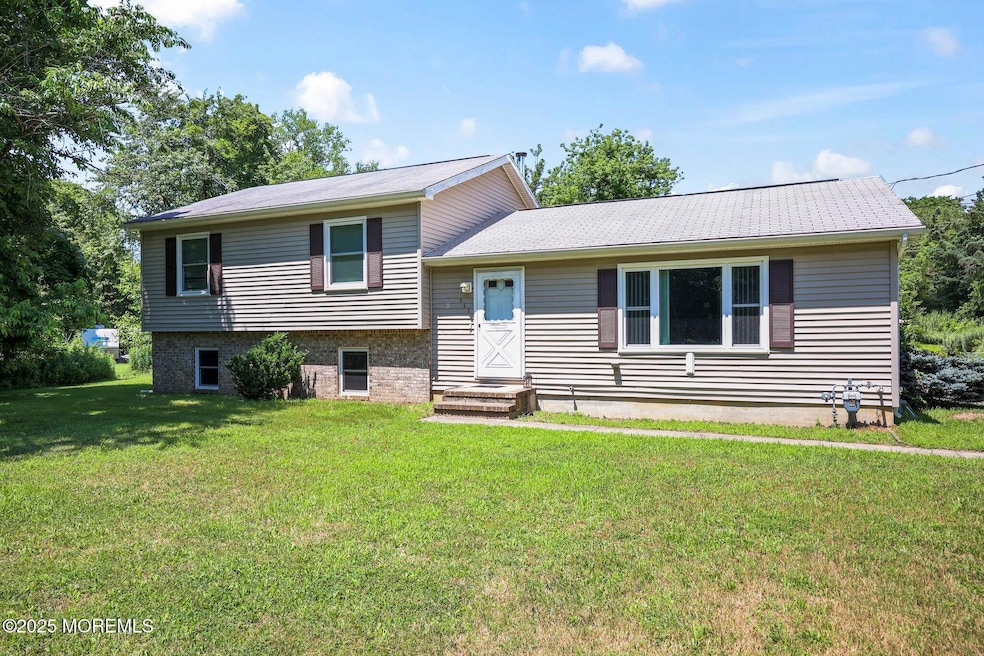 353 Pfister Rd, Jackson, NJ 08527 - photo 1