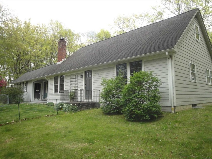 127 Lamoree Rd, Rhinebeck, NY 12572 - photo 1