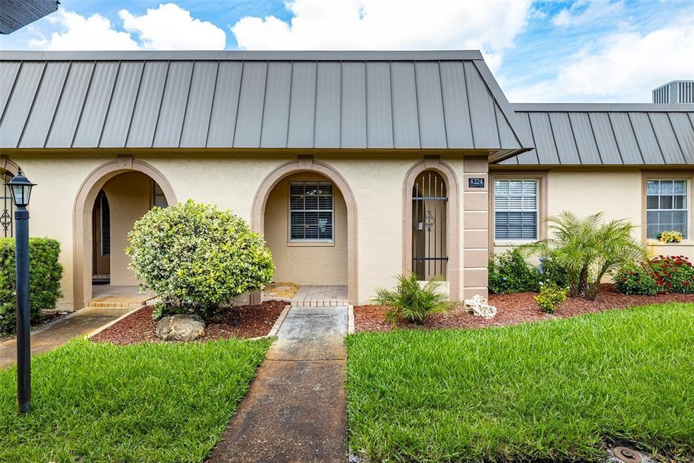 Gardens Beacon Square!  The maintenance free 55+ c