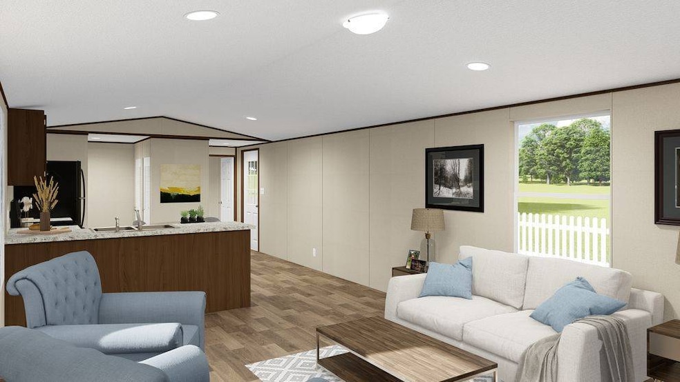 140 2nd St, Caro, MI 48723 - photo 1