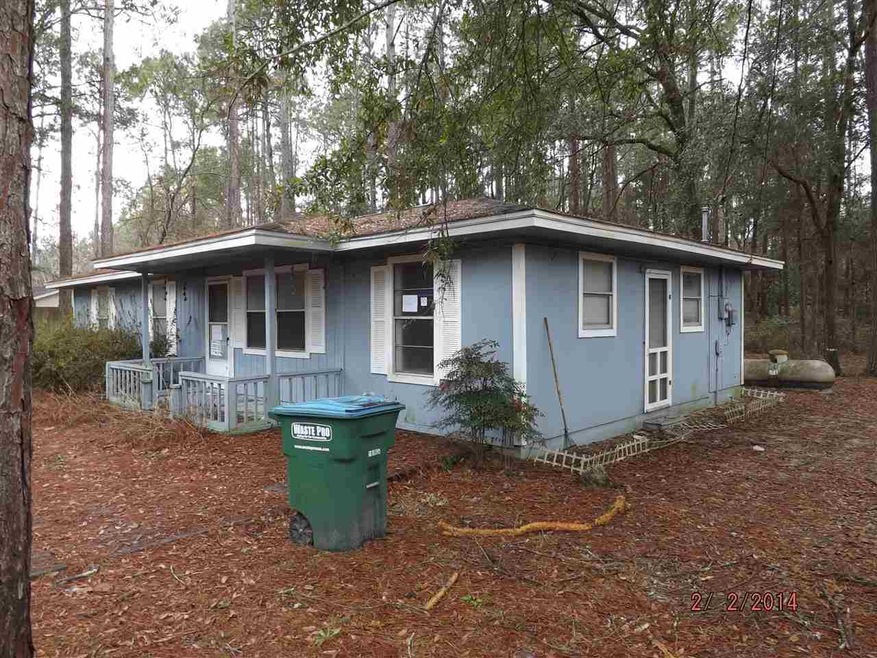 219 Marie Cir unit 2, Crawfordville, FL 32327 - photo 1