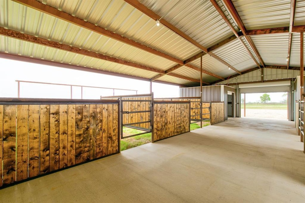 496 County Road 423, Stephenville, TX 76401 - photo 1