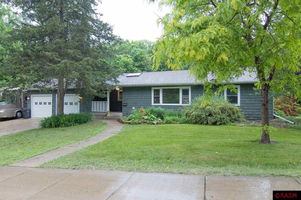 812 Adams St, Mankato, MN 56001 - photo 1