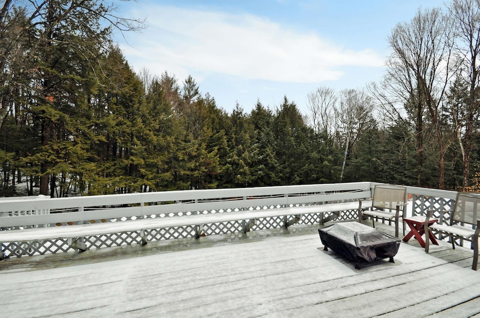 16 Oak Ridge Rd, Plymouth, NH 03264 - photo 1