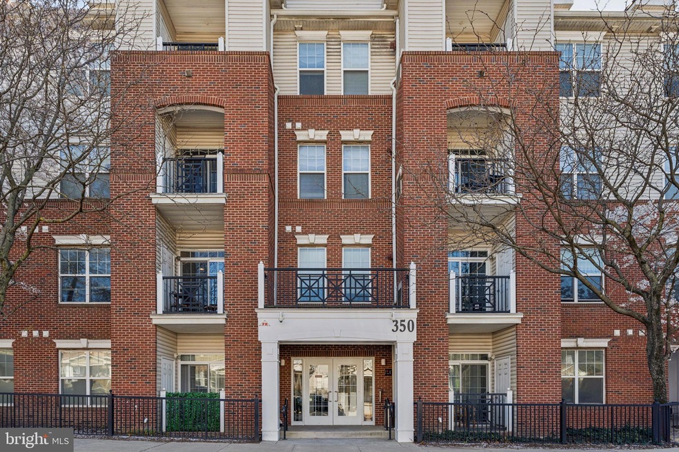 Grande at Riverview unit 3006, Conshohocken, PA 19428 - photo 1