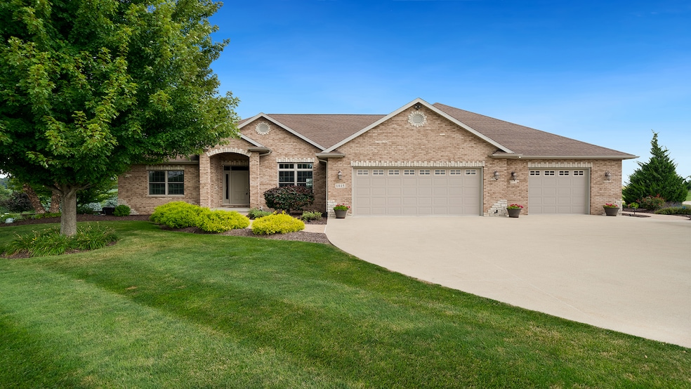 1815 White Pines Dr, Dixon, IL 61021 - photo 1