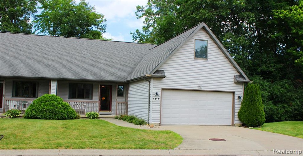 1310 Sunset Blvd unit 3, Flint, MI 48507 - photo 1