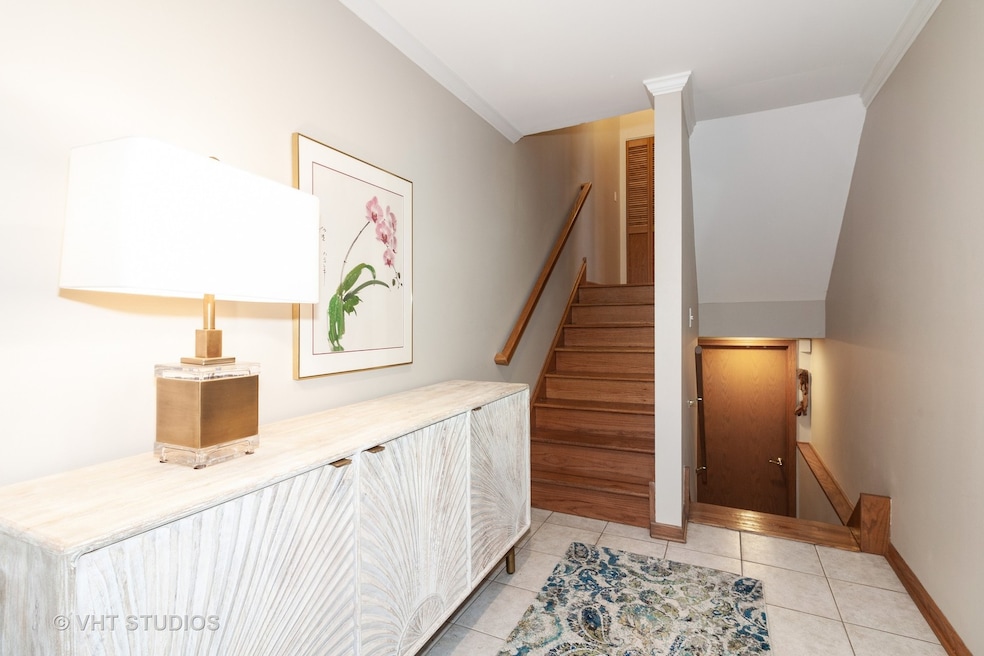 201 S York St unit B, Elmhurst, IL 60126 - photo 1