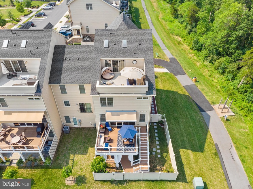 25065 Cambridge Hill Terrace, Chantilly, VA 20152 - photo 1