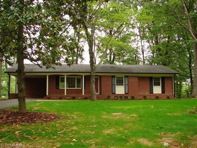 600 Springwood Rd, Asheboro, NC 27205 - photo 1