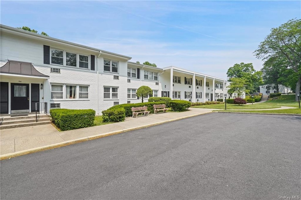 28 N Ridge St unit D, Port Chester, NY 10573 - photo 1