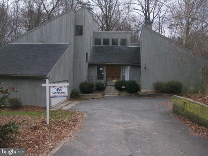 10540 Patuxent Ridge Way, Laurel, MD 20723 - photo 1