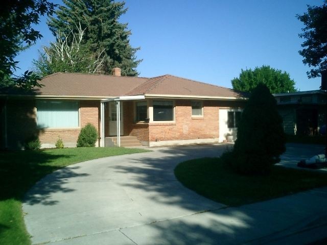 2020 Yale Ave, Burley, ID 83318 - photo 1