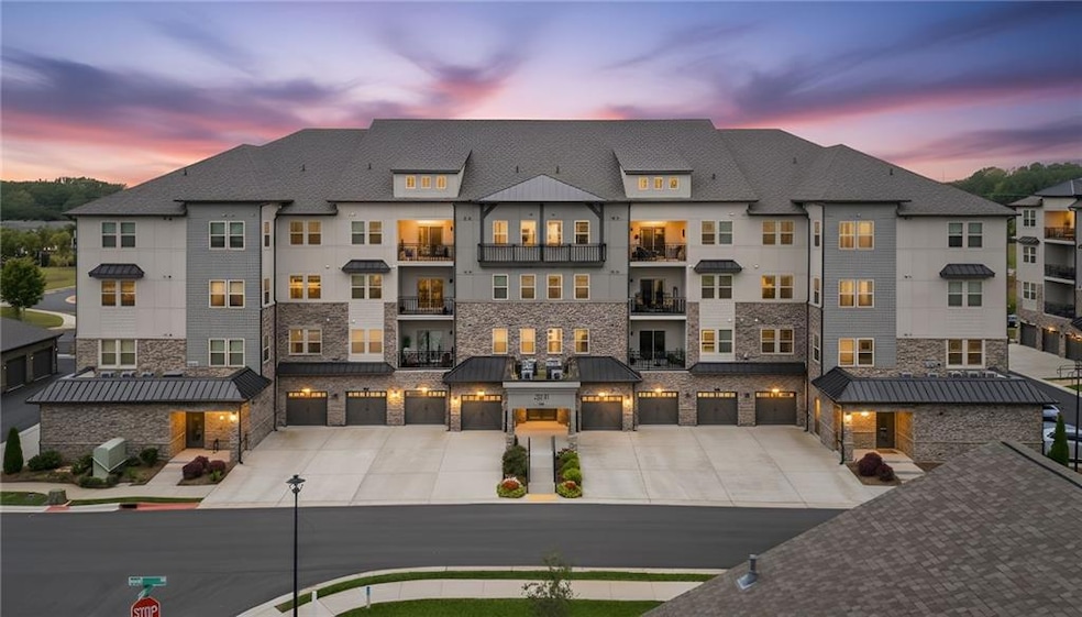 3211 Orwell Way unit 4205, Cumming, GA 30041 - photo 1