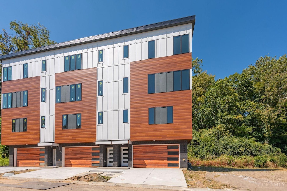 3750 Miami Run, Cincinnati, OH 45227 - photo 1