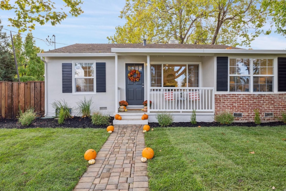 For Sale $1,880,000 • Co-Listing Agent