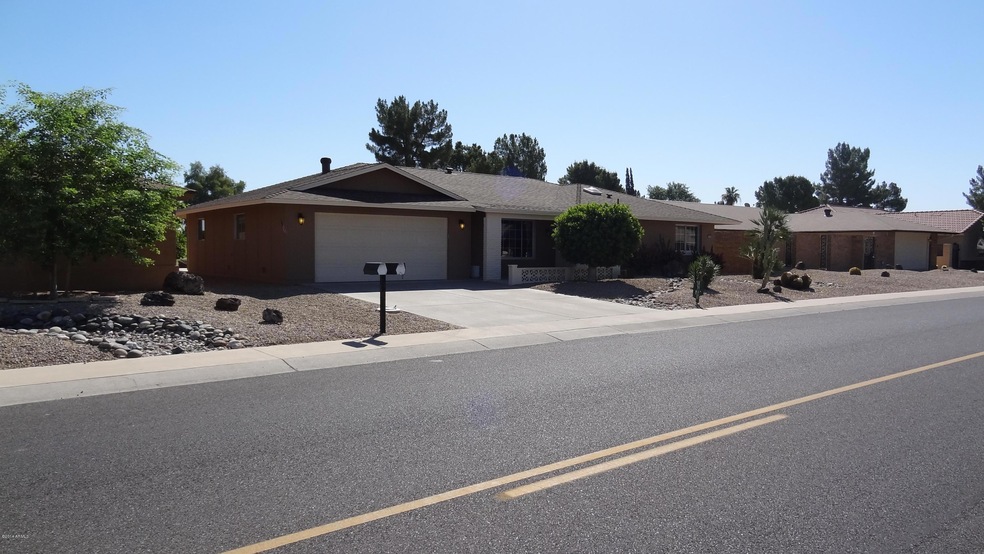 17803 N Lindgren Ave, Sun City, AZ 85373 - photo 1