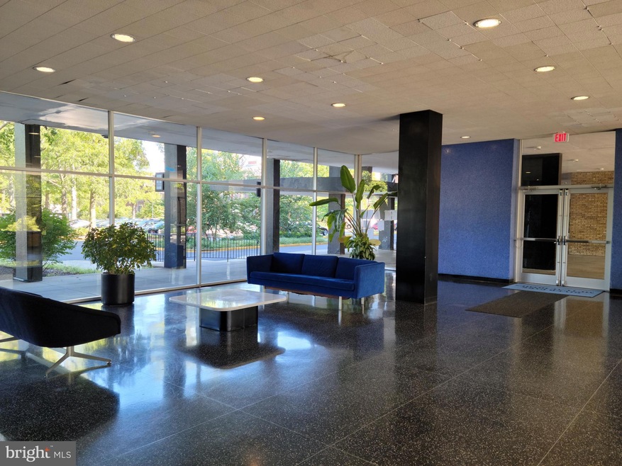 River Park unit N723, Washington, DC 20024 - photo 1