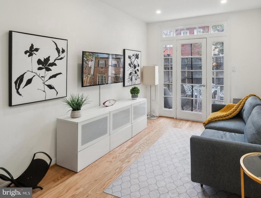 19 Snows Ct NW, Washington, DC 20037 - photo 1