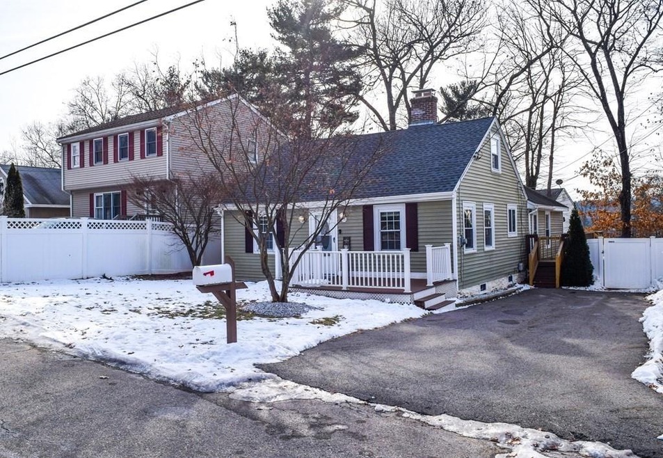 56 Valley Rd, Dracut, MA 01826 - photo 1