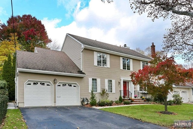 775 Arbor Rd, Paramus, NJ 07652 - photo 1