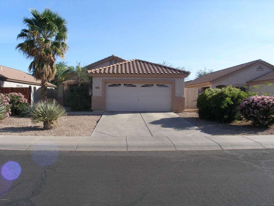1231 W Breckenridge