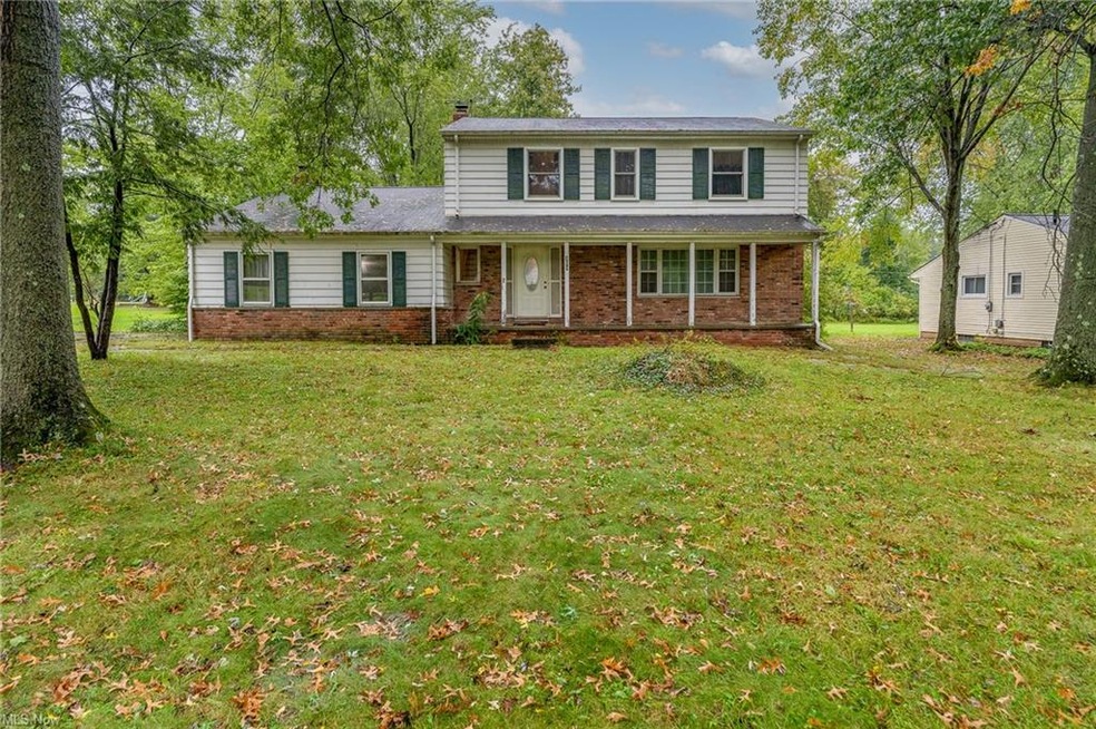 155 E Pioneer Trail, Aurora, OH 44202 - photo 1