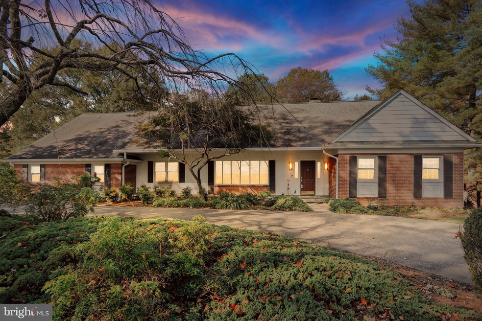 11420 Old Prospect Hill Rd, Glenn Dale, MD 20769 - photo 1