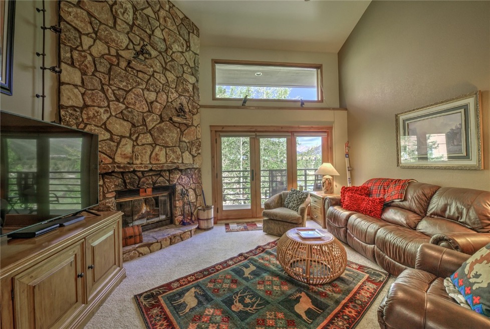 Sold $1,020,000 • Co-Listing Agent