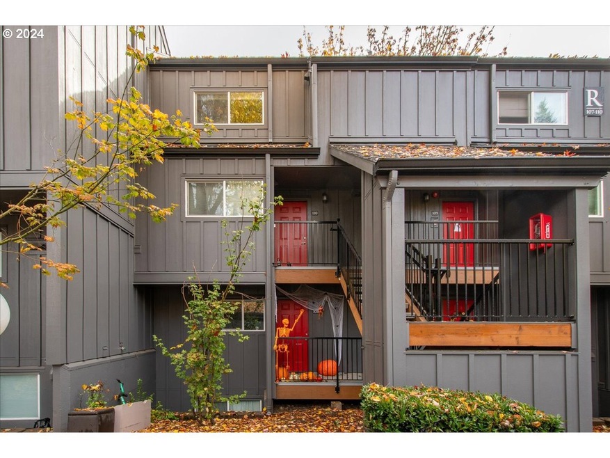 4 Touchstone unit 110, Lake Oswego, OR 97035 - photo 1