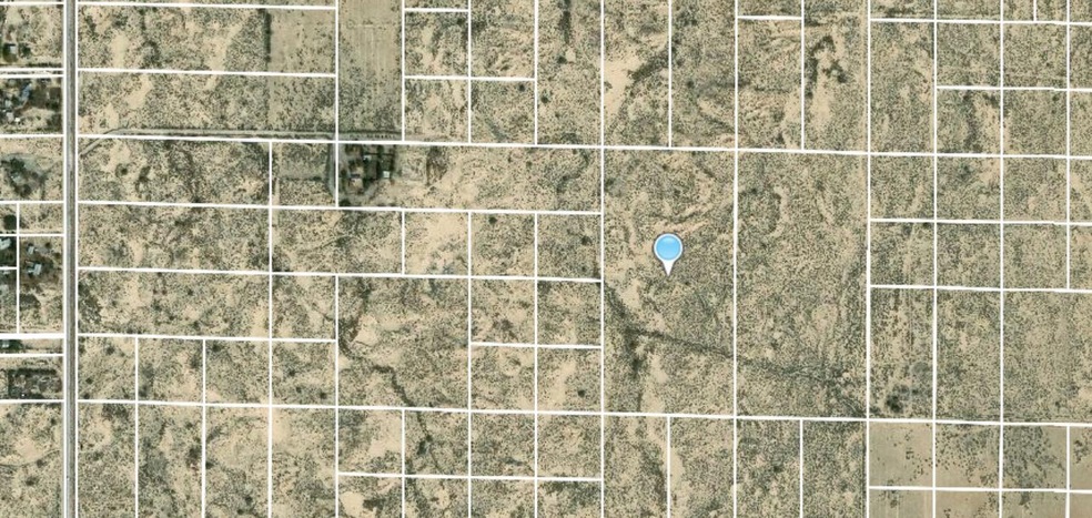 125xx E Vic Avenue D-8, Lancaster, CA 93535 - photo 1