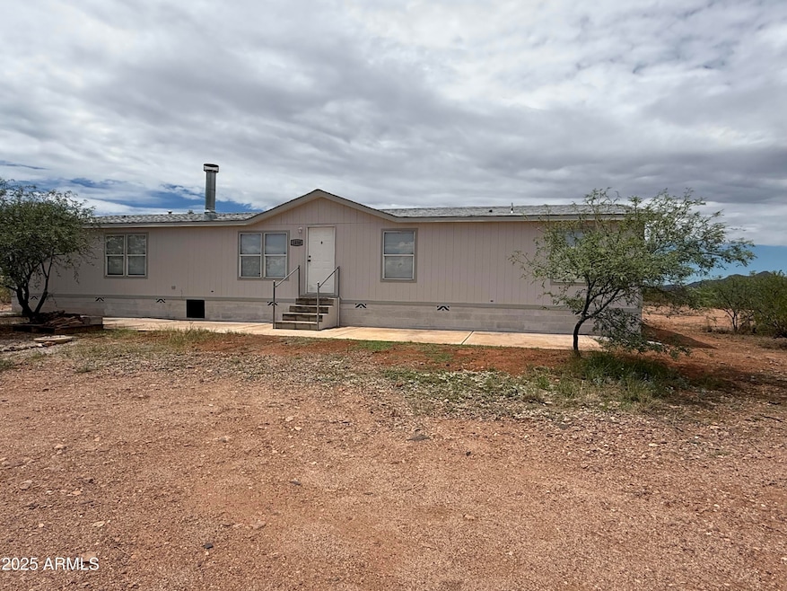1030 N Hunt Ranch Trail, Huachuca City, AZ 85616 - photo 1