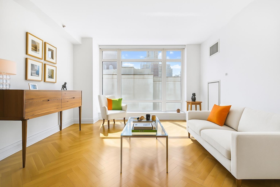 For Sale $1,200,000 • Co-Listing Agent