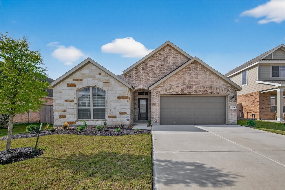 7910 Eagle Creek Ln, Richmond, TX 77469 - photo 1