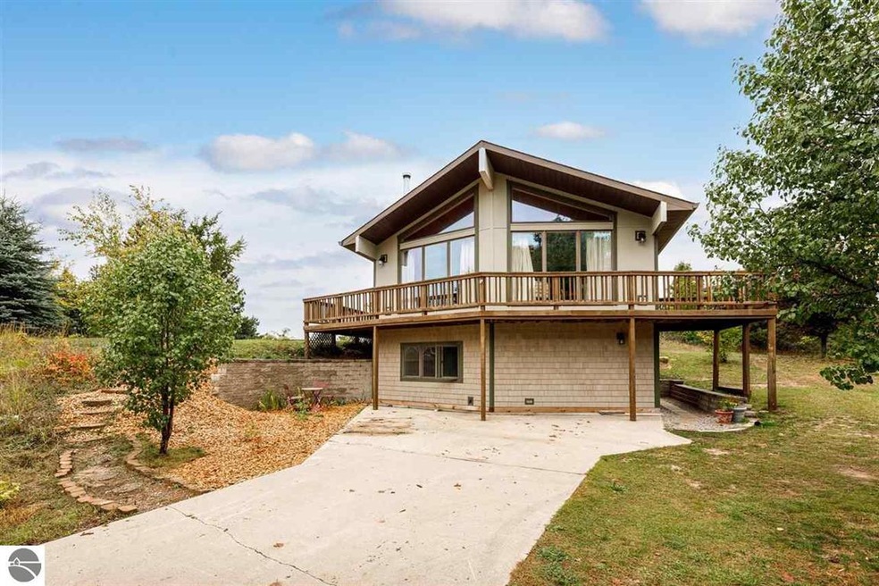 12161 S Bugai Rd, Cedar, MI 49621 - photo 1