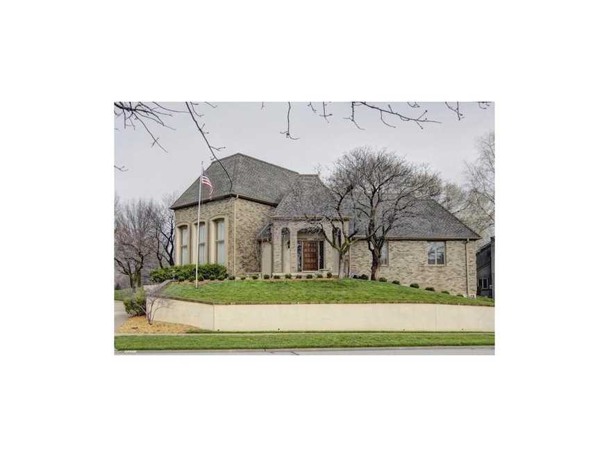 Stately 1.5 Story with circle drive and side entry